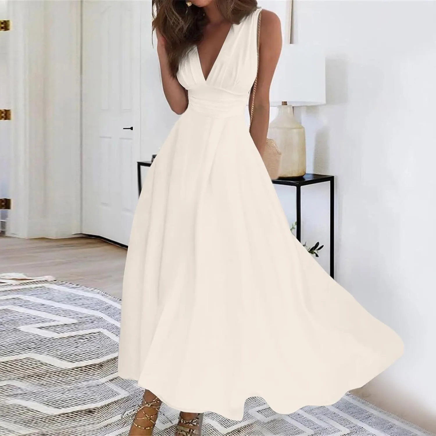 Dresses for Women 2025 Flowy Ruched Sleeveless Beach Dresses Wrap V Neck Floral Printed Maxi Dress Boho Sundresses