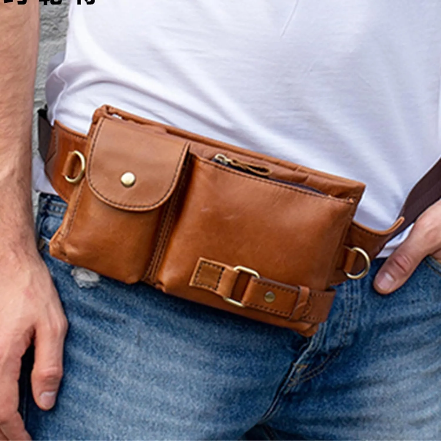 Large Capacity Leather Waist Bags with Adjustable Strap Unisex Shoulder Bags Phone for Outdoor Travel Hiking