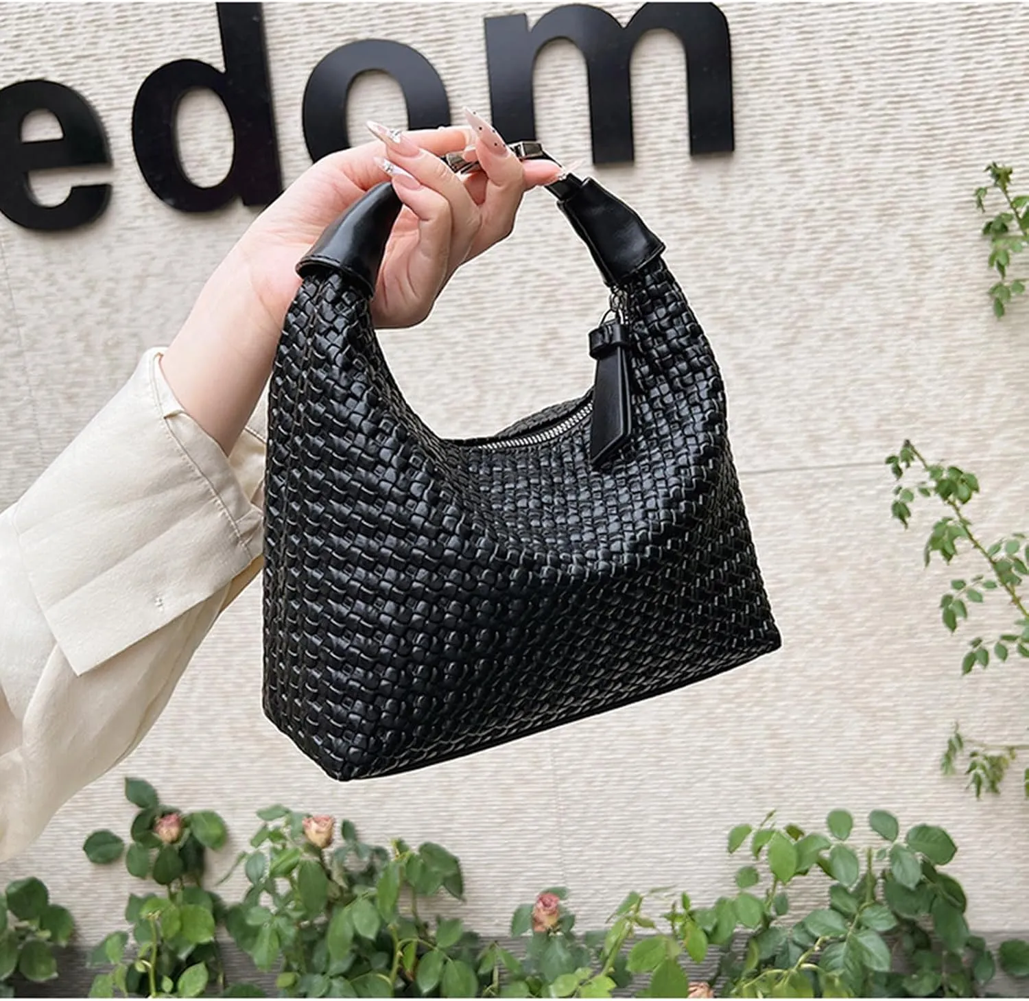 Trendy Shoulder Purses for Women PU Leather Woven Bag Hobo Tote Handbags Cute Crossbody Bags with Zipper Closure