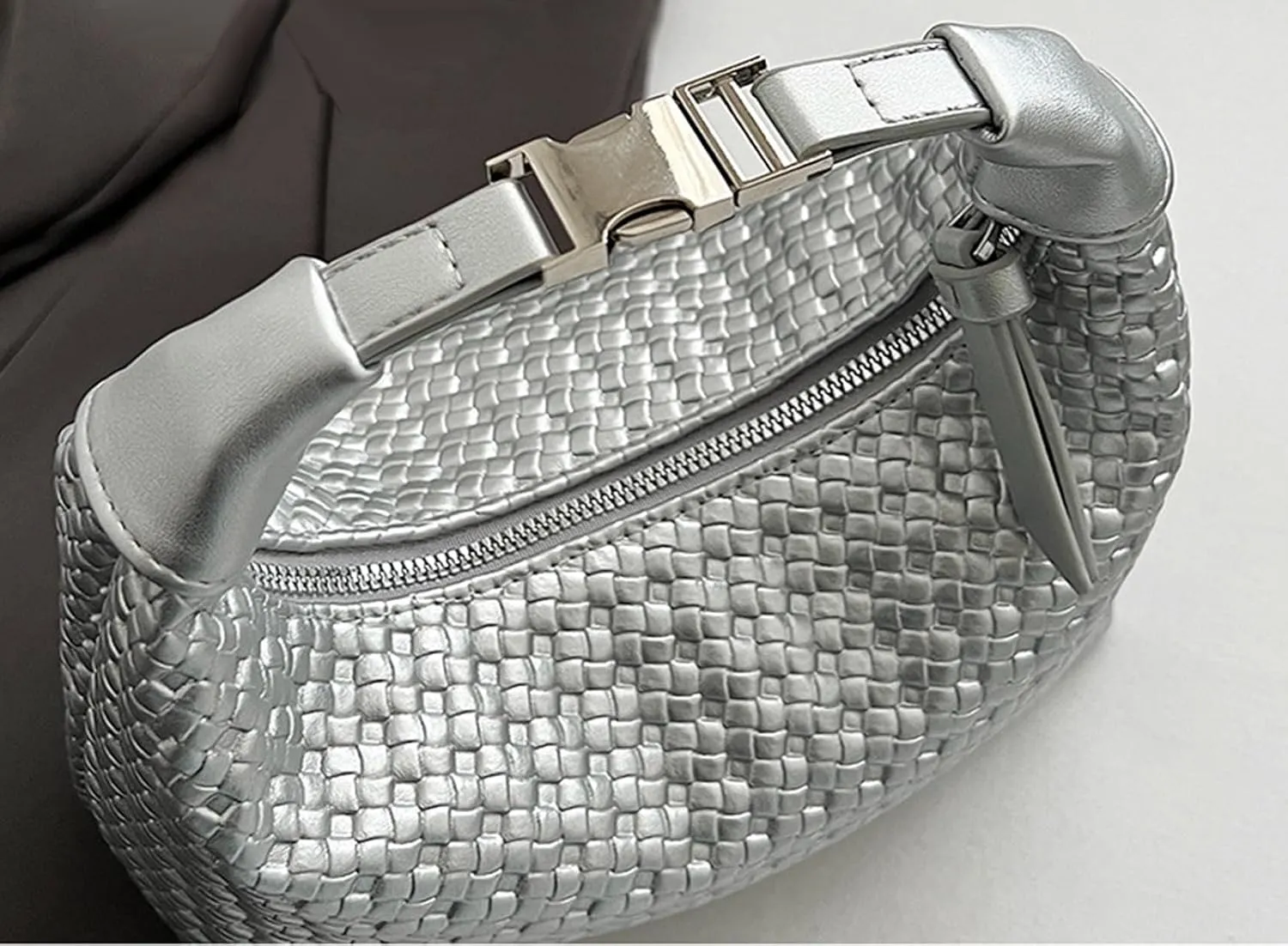 Trendy Shoulder Purses for Women PU Leather Woven Bag Hobo Tote Handbags Cute Crossbody Bags with Zipper Closure