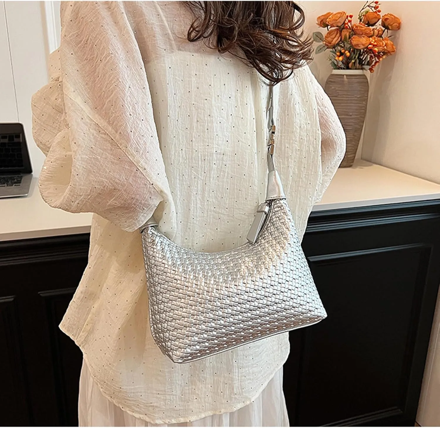 Trendy Shoulder Purses for Women PU Leather Woven Bag Hobo Tote Handbags Cute Crossbody Bags with Zipper Closure