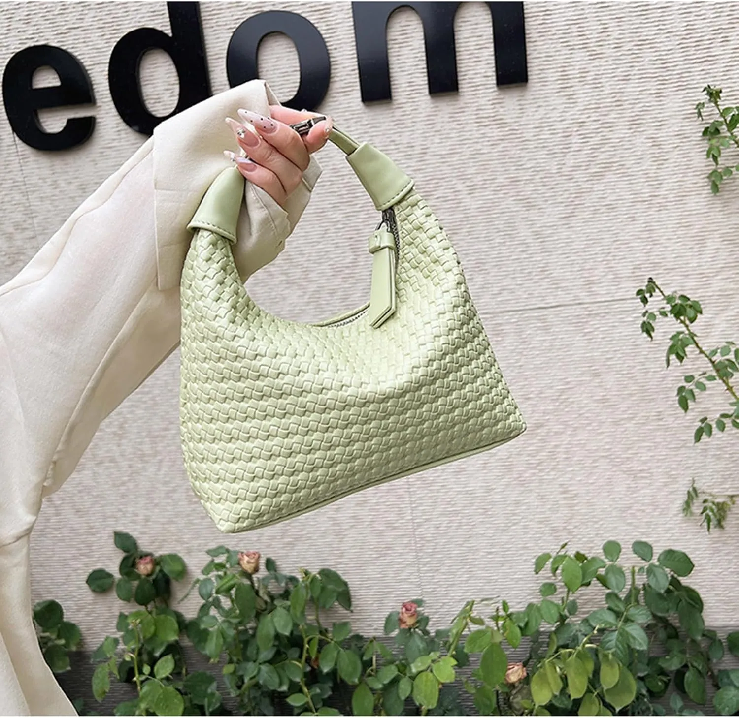 Trendy Shoulder Purses for Women PU Leather Woven Bag Hobo Tote Handbags Cute Crossbody Bags with Zipper Closure