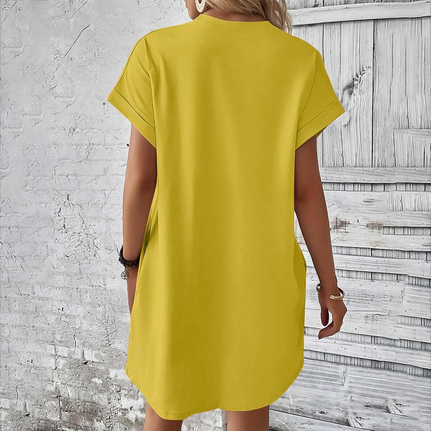 Womens Casual Summer Mini Tunic Dresses Short Sleeve Shift Dress Loose Crewneck Tshirt Sundress with Pockets