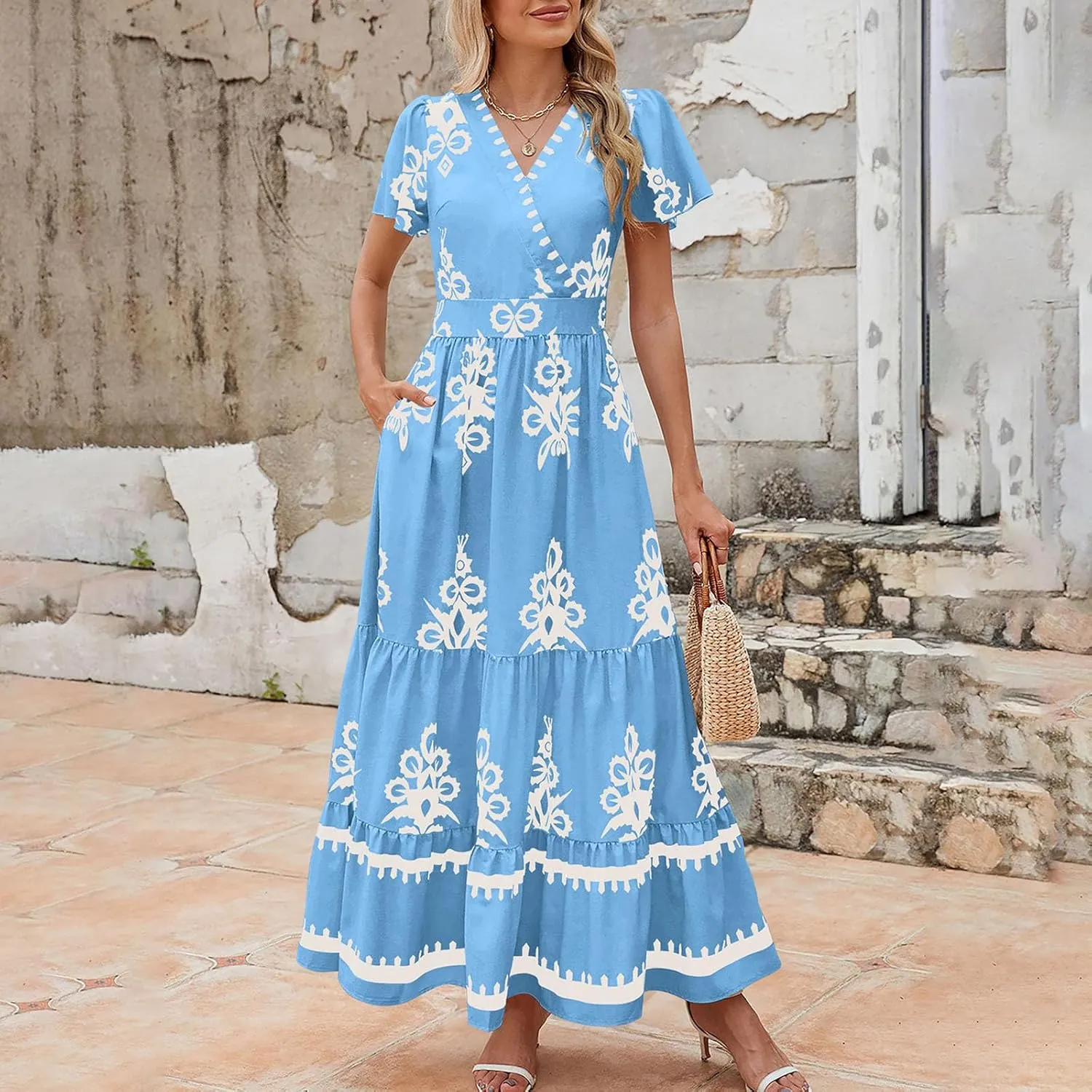 Womens Summer Dress 2025 Casual V Neck Boho Maxi Dress Flowy Aline Bell Sleeve Tiered Floral Dresses with Pockets